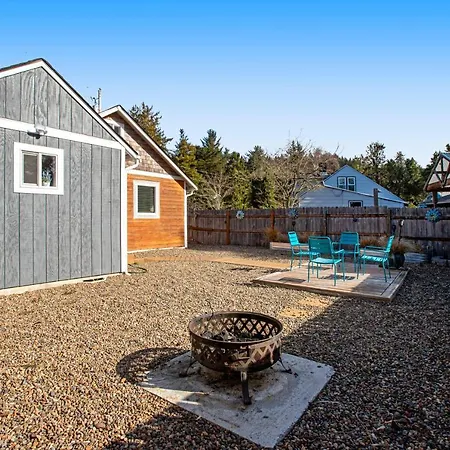 Villa Siletz Bay Getaway Lincoln City Esterno foto